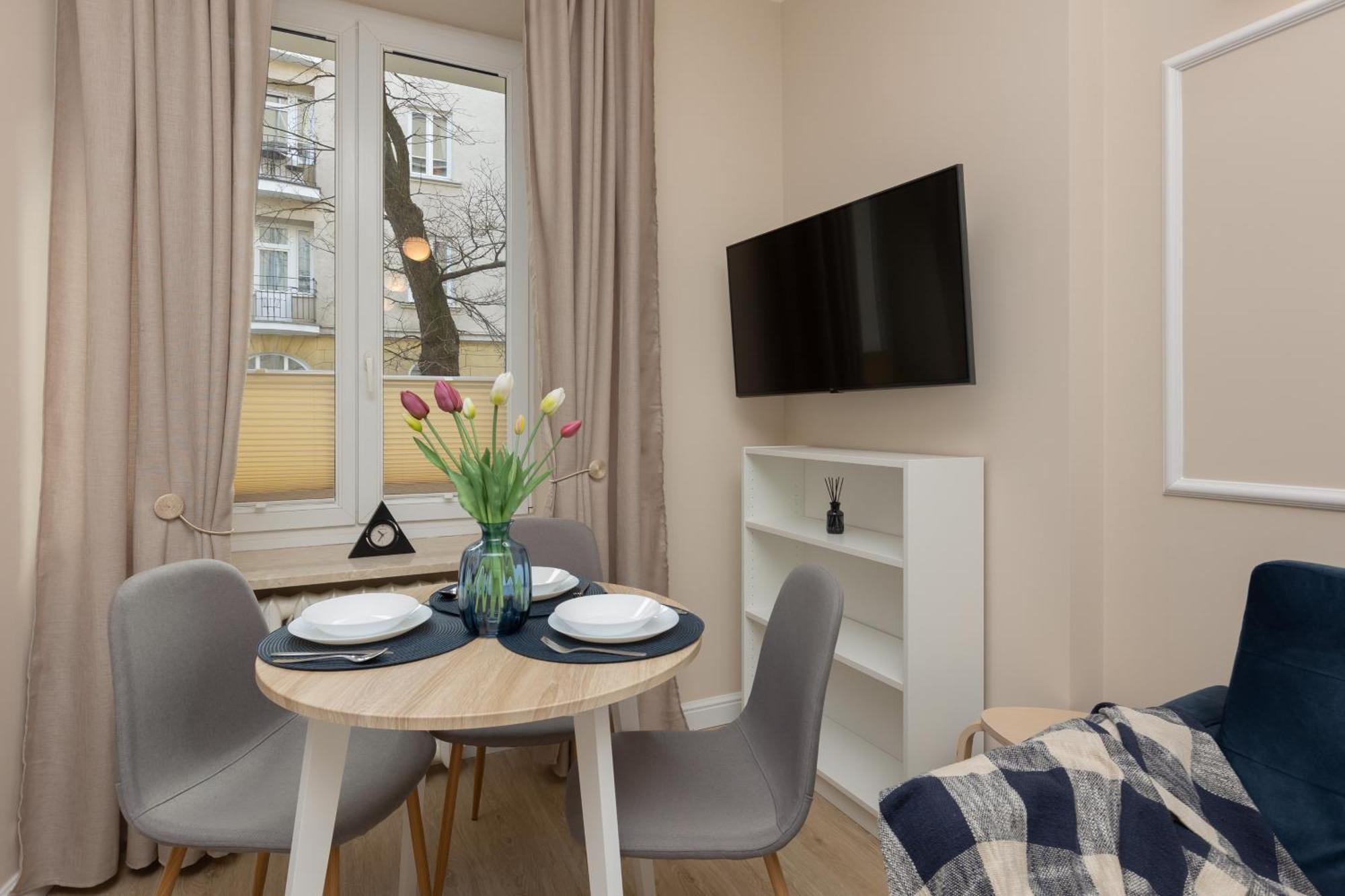 Filtrowa Luxurious Stara Ochota By Renters Apartment